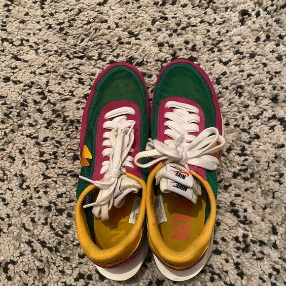 NIKE SACAI WAFFLE Sz. 9 PRE-OWNED w/o Box - Picture 4 of 4